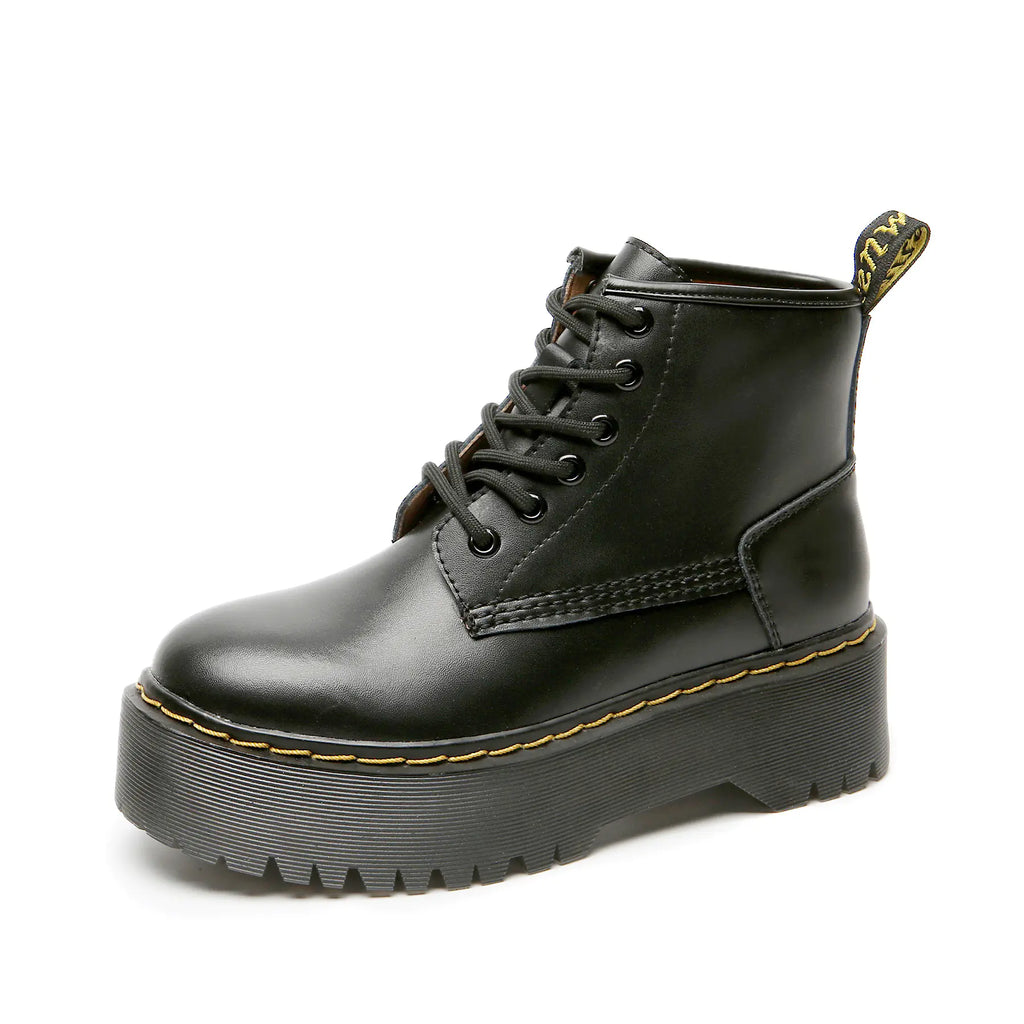 Schnürstiefeletten mit dicker Sohle