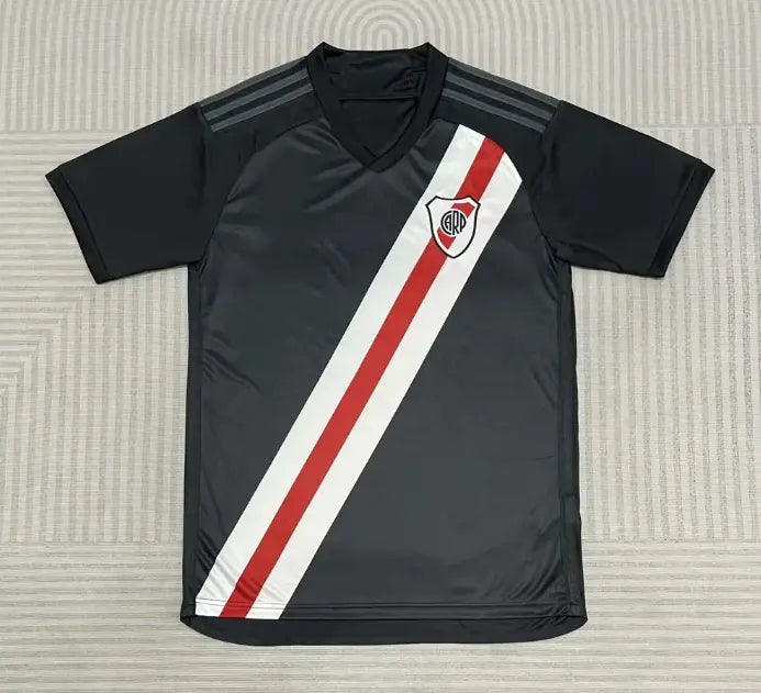 Rare Jerseys: Paris, Chelsea, Arsenal, Dortmund, Inter, Ajax, Argentina, Atletico, Italy