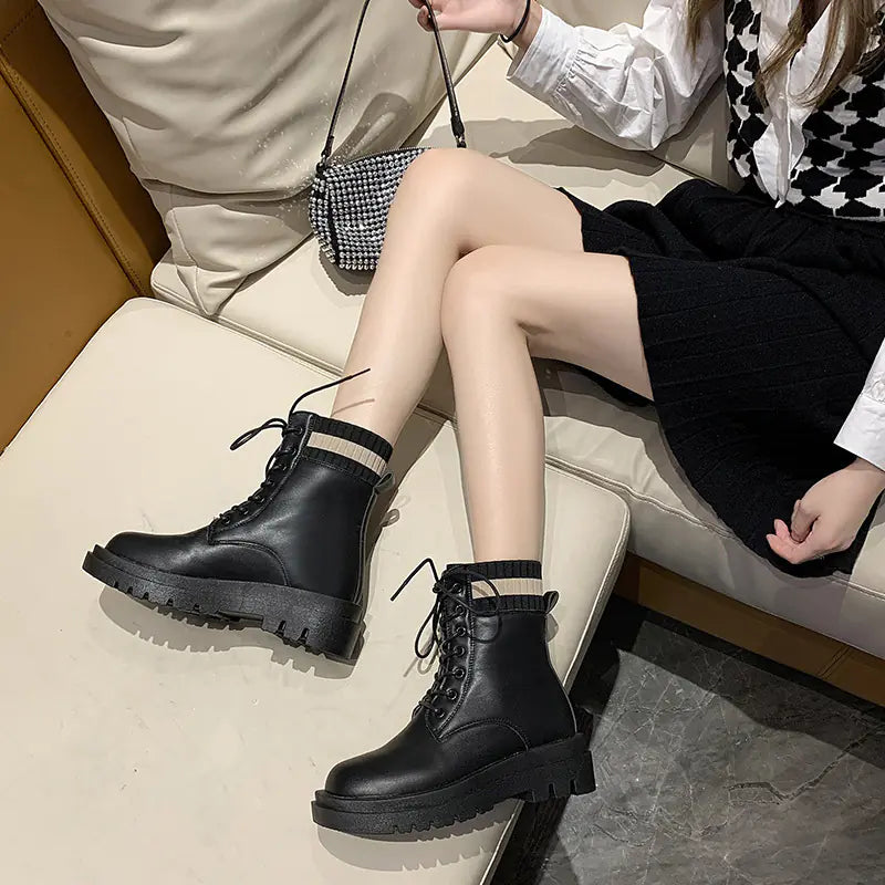 Trendy Chunky Sole Women's Martin Boots for Fall