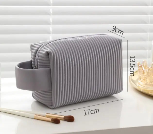 Multifunctional Travel Makeup and Toiletry Storage Bag