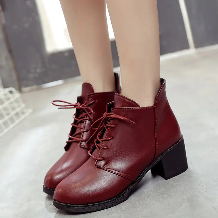 Round Toe Oxford Shoes in British Style