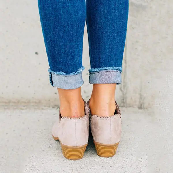 Lace-Up Women's Short Ankle Boots - Low Heel Martin Boots