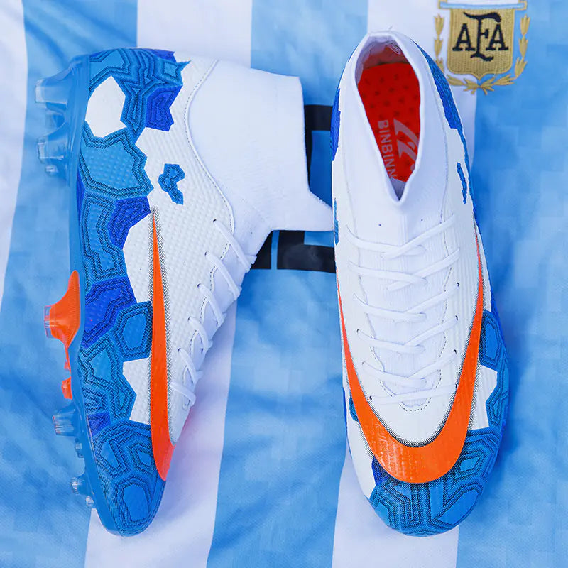 Men's Outdoor Sports Soccer Shoes in Microfiber Material