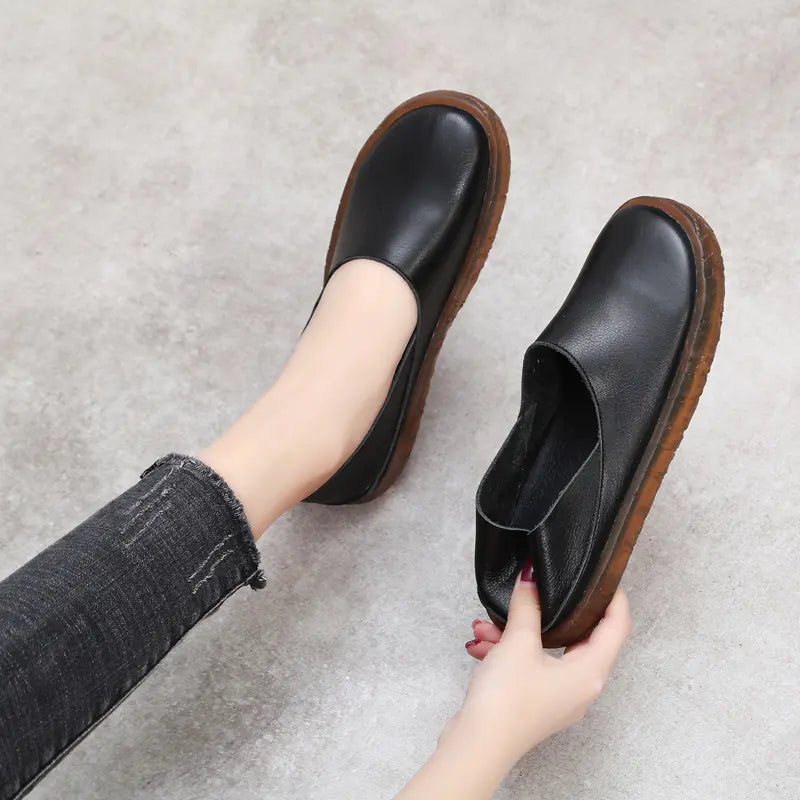 Genuine Leather Round Toe Flat Casual Shoes