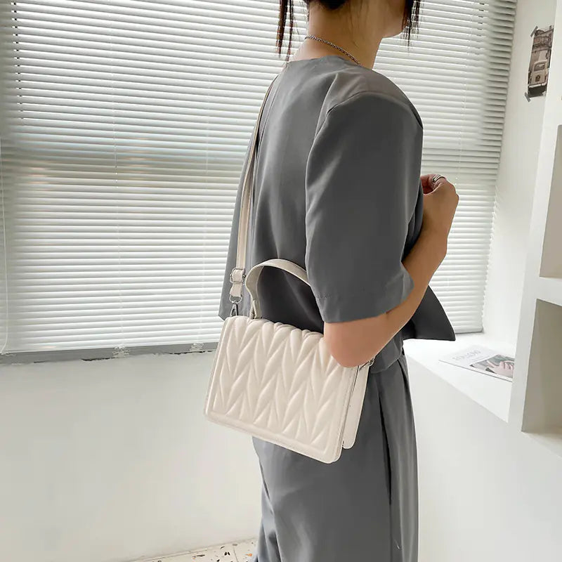 Trendy Women's Embroidered One Shoulder Messenger Bag