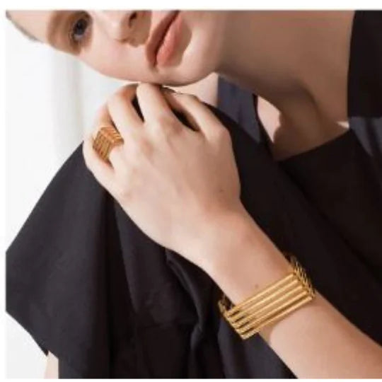 Tata Cuff
