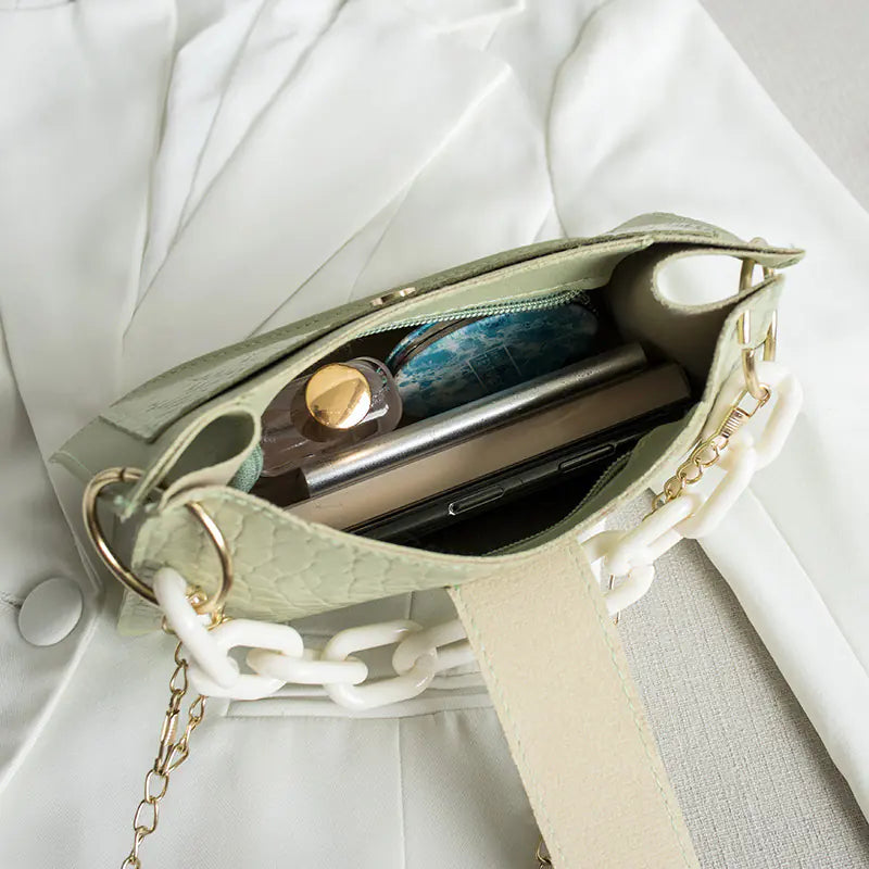 Crocodile Pattern Heavy Chain Mini Shoulder Handbag