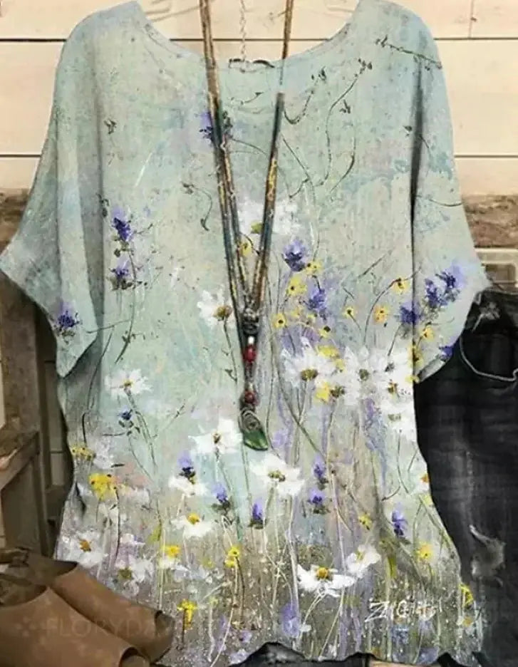 Floral Women's T-Shirt (Casual)