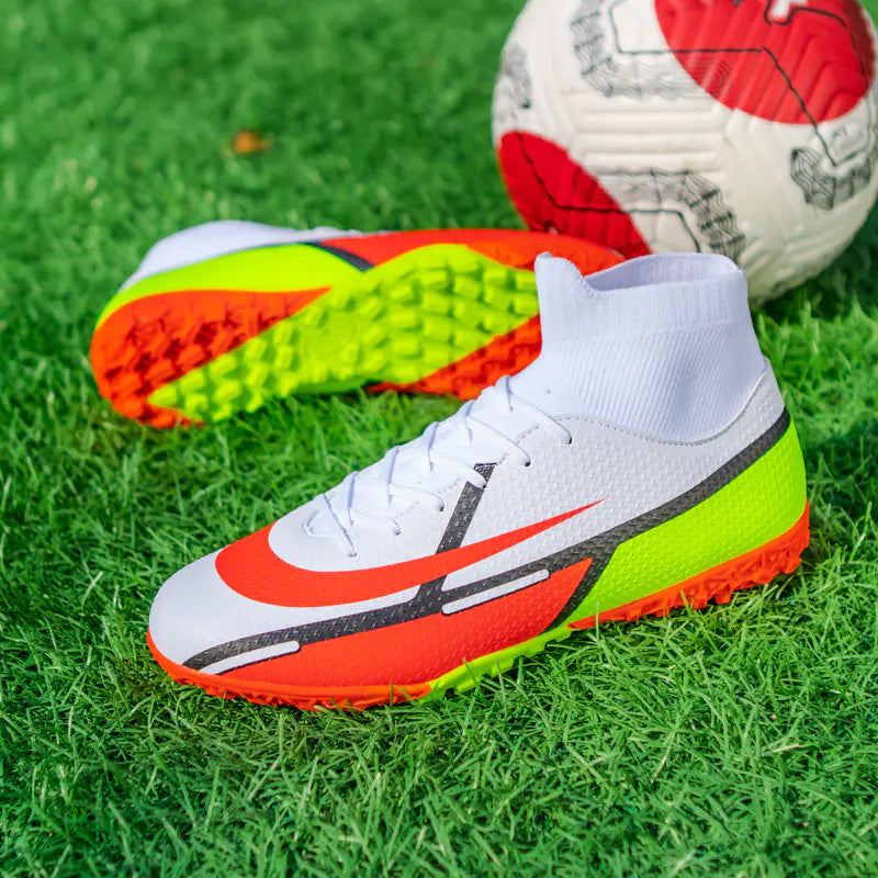Men's Outdoor FG Soccer Shoes in Microfiber Material
