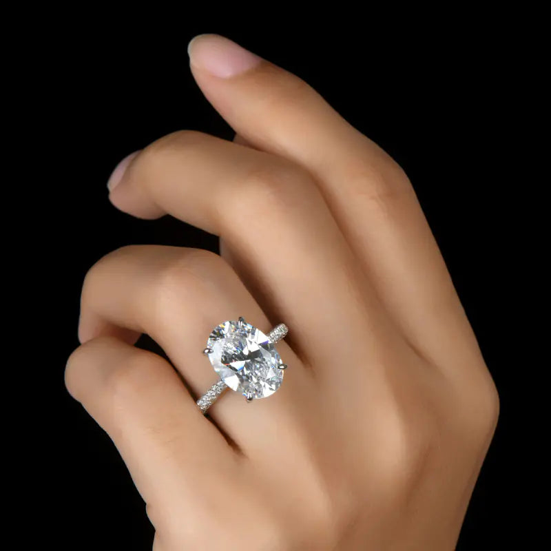 SONA 925 Silver Ring with 5-Carat Oval Cut Simulated Diamond