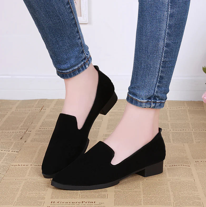 Suede Round Toe Slip-On Flat Casual Shoes