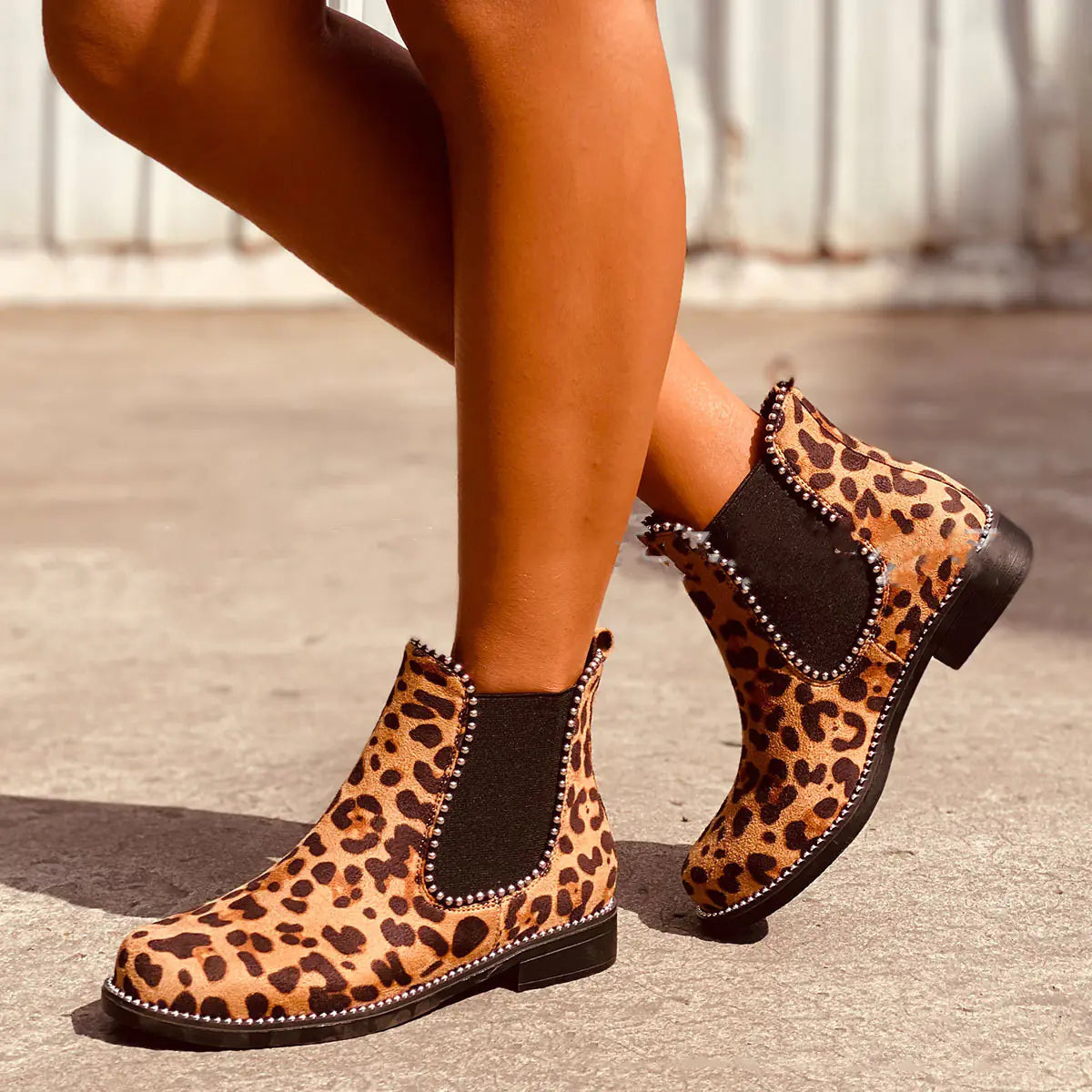 Botas Martin de suela gruesa con cuentas redondas para mujer