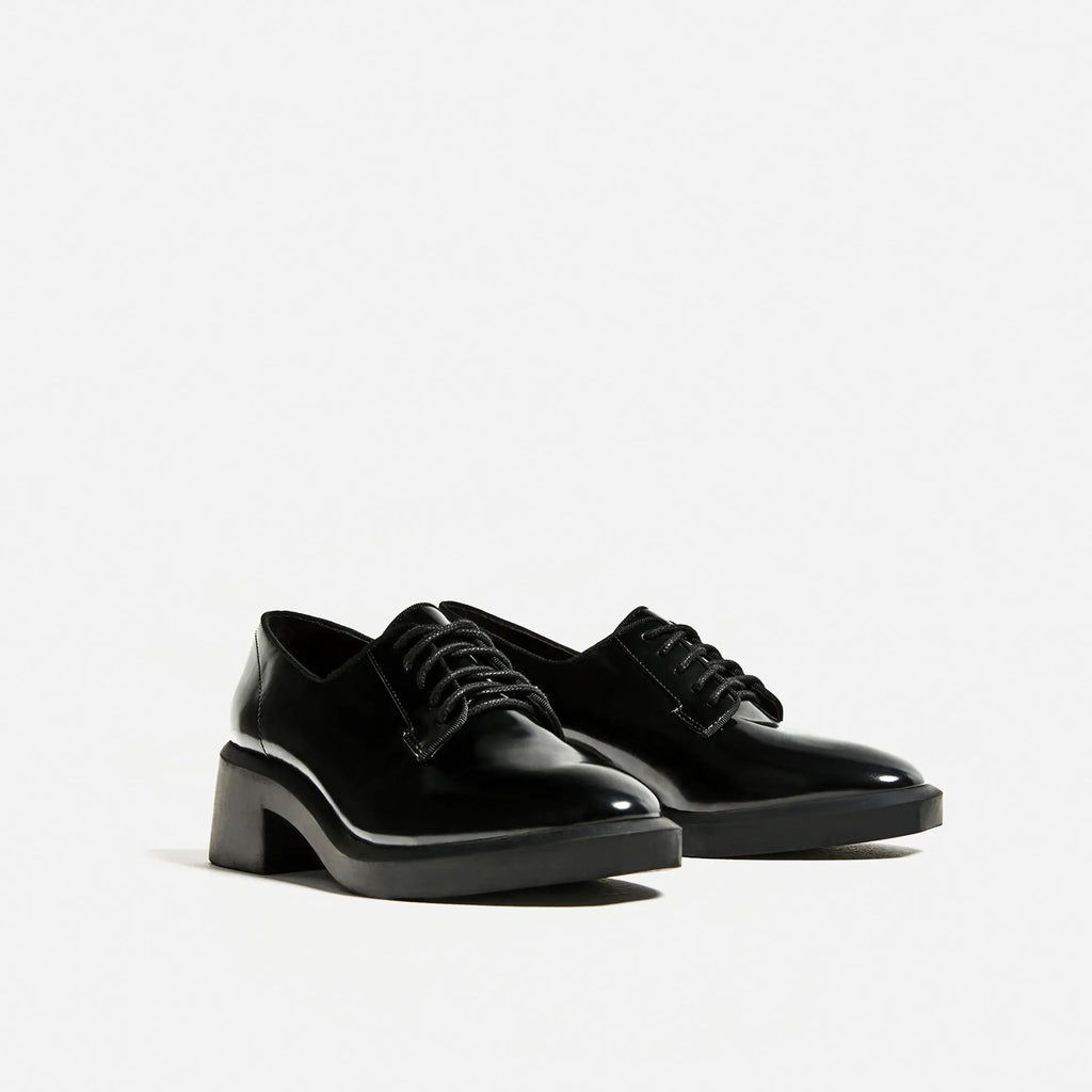 Women's British Style Thick-Soled Lace-Up Shoes