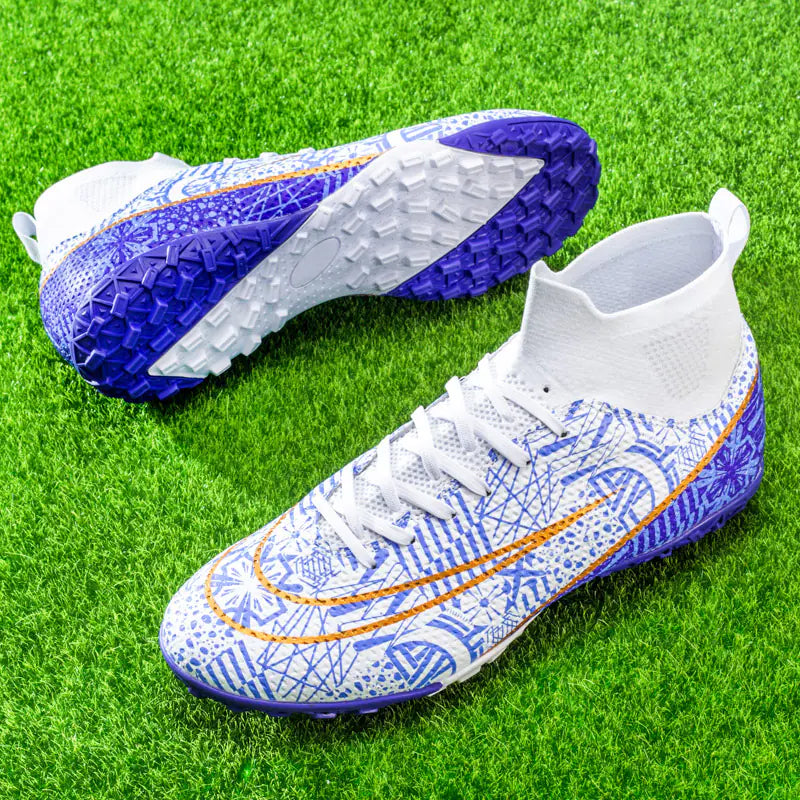 Men's Outdoor Soccer Shoes in Microfiber Material