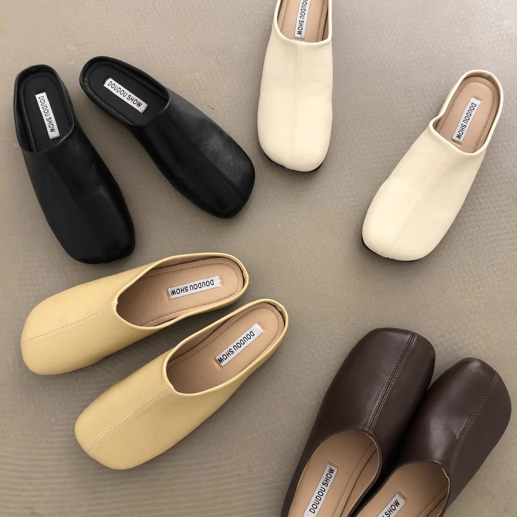 Women's Soft Leather Low Heel Baotou Sandals